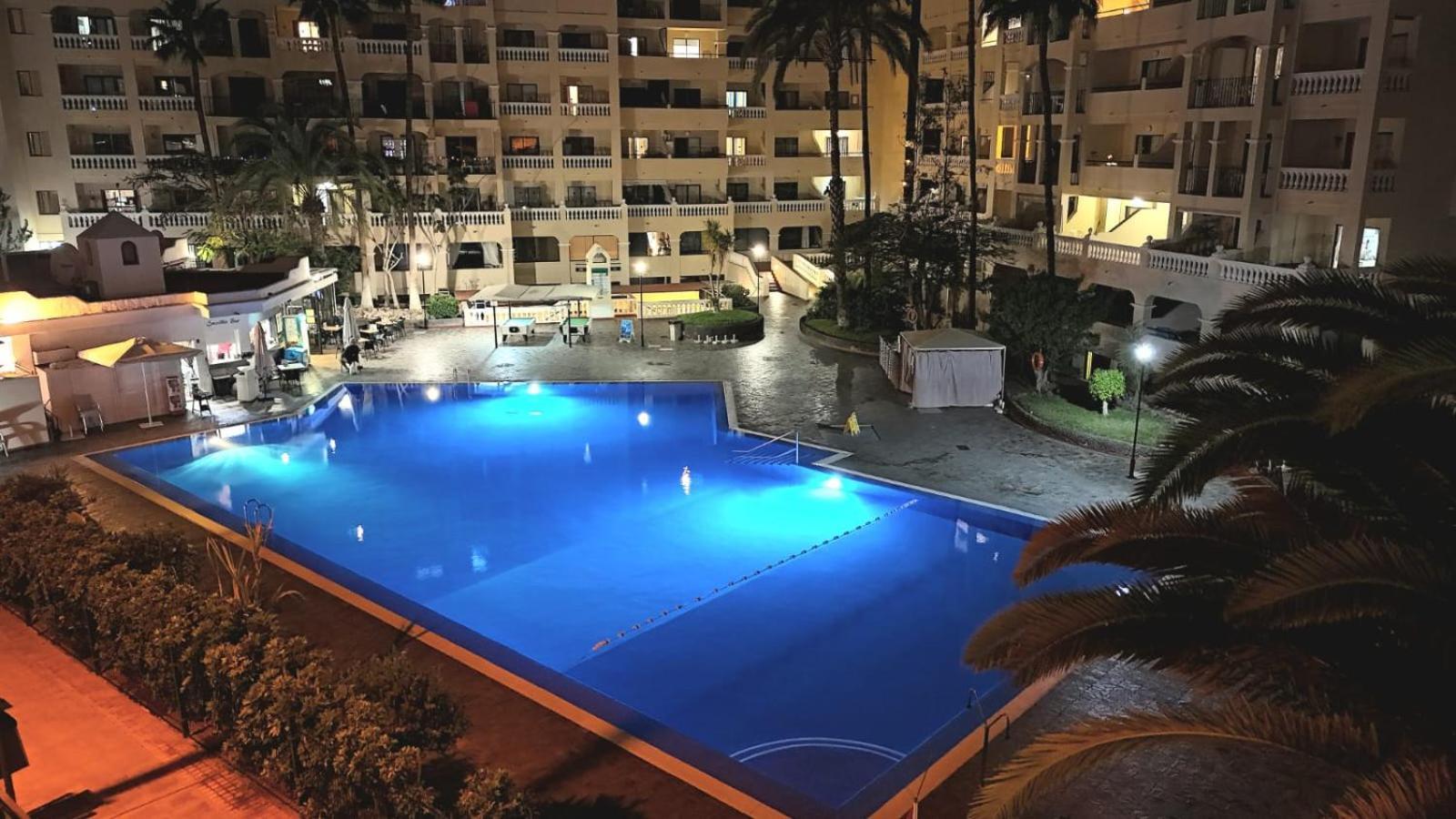 Appartement Spacious 3-bedroom Duplex With Heated Pool & Ocean View In Castle Harbour, Arona